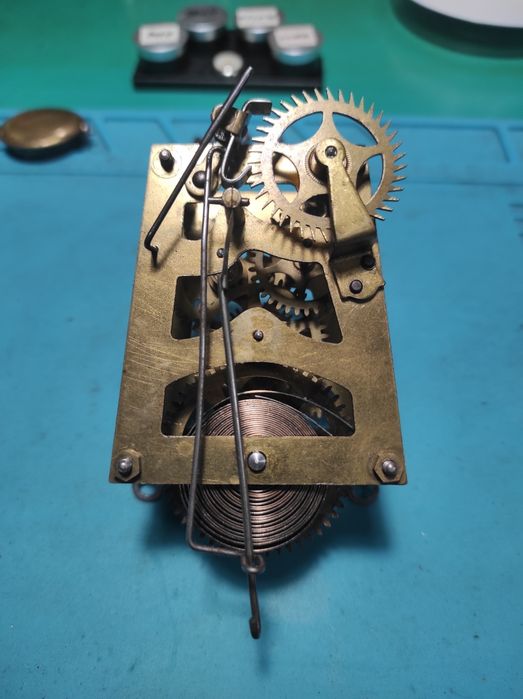 Стар Немски  Механичен Часовник