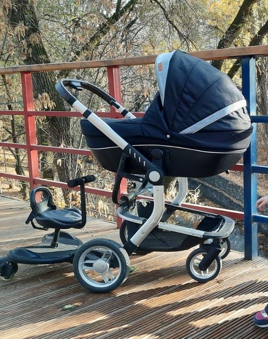 Детская коляска 3в1