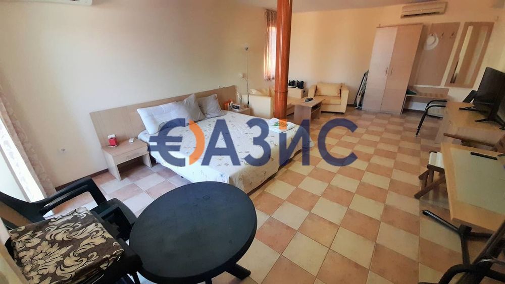 Продава се Едностаен апартамент в к.к. Слънчев бряг - 60 кв.м за 1600 €/кв.м - Снимка #5