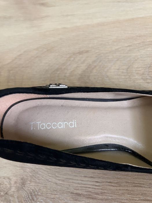 Продам туфли на замше