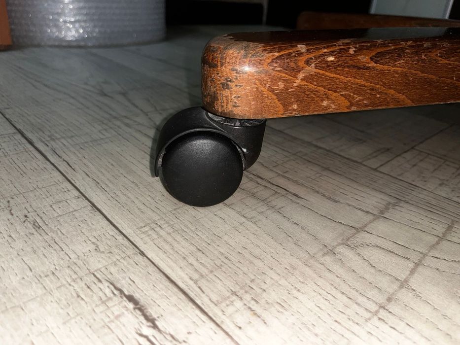 Продам кожаное кресло