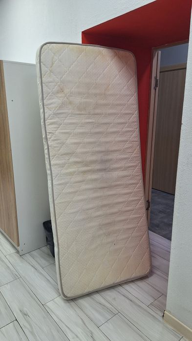 Продам матрасы односпальные