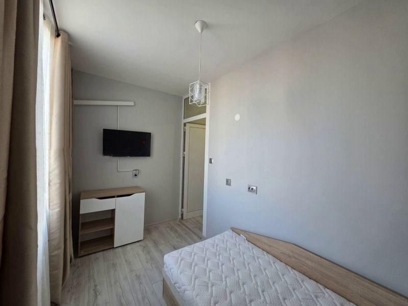 Дава се под наем Тристаен апартамент в София, Люлин 7 - 74 кв.м за 746.64 € - Снимка #8