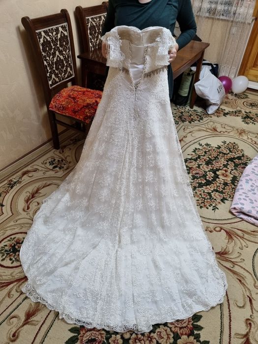 Свадебное платье