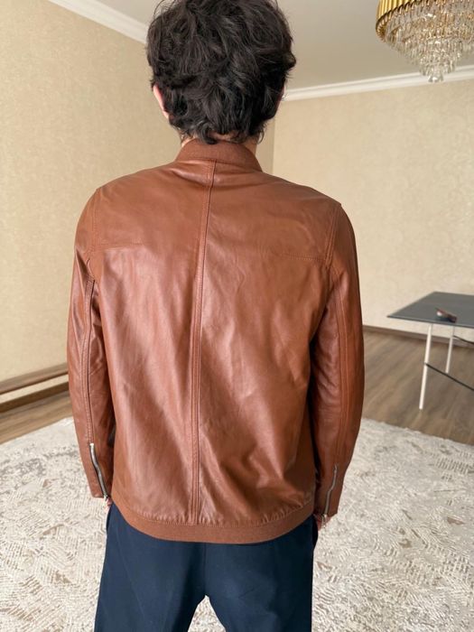 Продам кожанную куртку