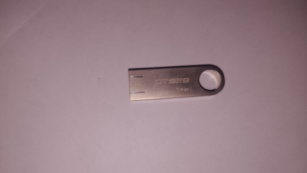 Usb флешка 1тб (937гб)