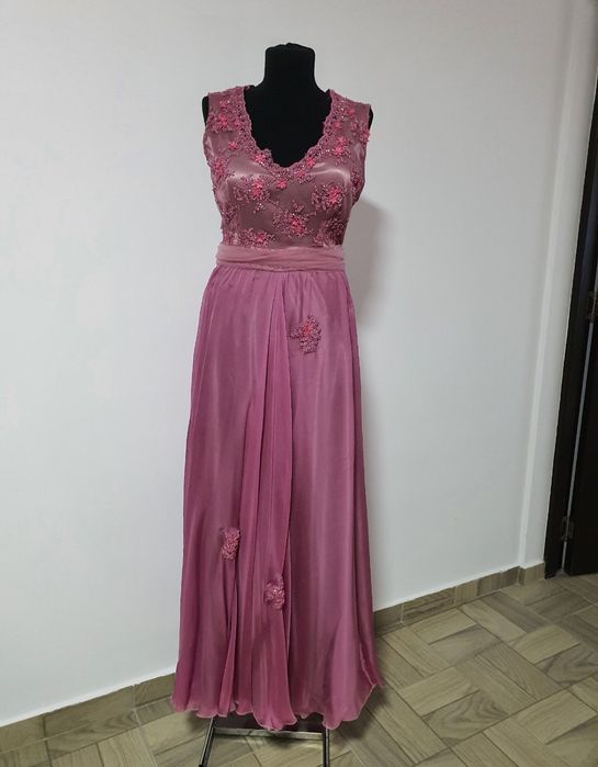 Rochie lunga din voal matase naturala si corset dantela;