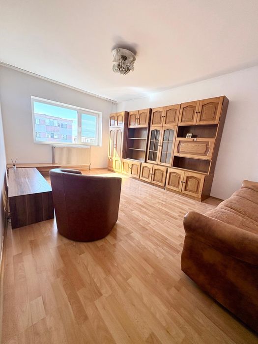PROPRIETAR - Vand apartament 2 camere, decomandat, in Pitesti, etaj intermediar