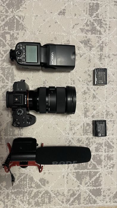 Sony A7 III + sigma 24-70 + godox v860 iis