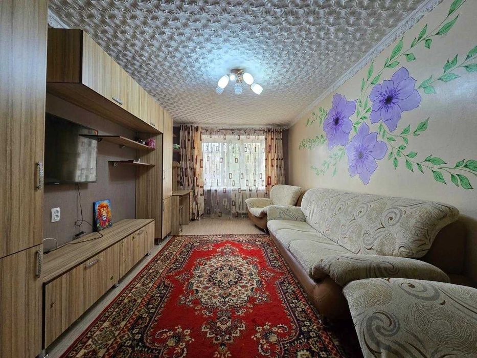 //  3 комн. кв. в районе "Самрук" на пр. Мира