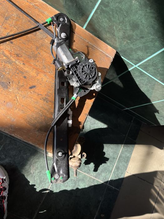 Macara geam bmw e 46 stanga