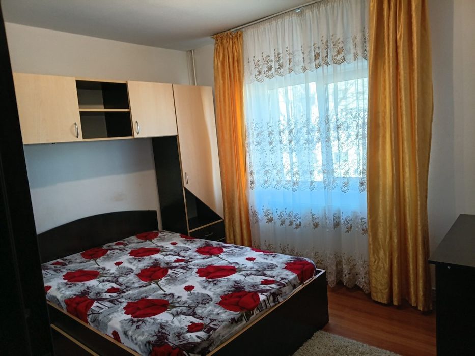 N.Vodă 2 camere mobilat utilat centrala termopan.contract anaf