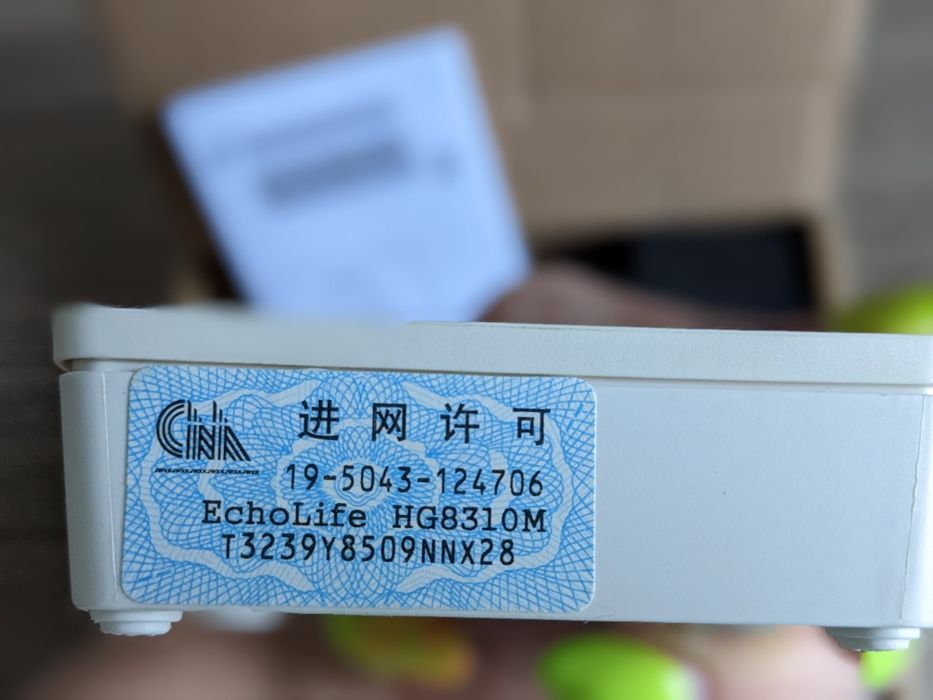 Продаю Абонентский терминал Huawei HG8310M