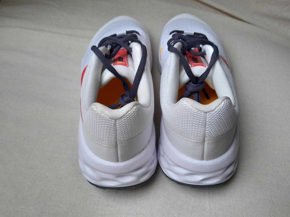 Маратонки NIKE Running размер 38 EU - 24 см. (нови, оригинални)