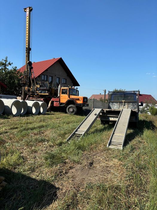 Executăm fântâni, piloni și fose