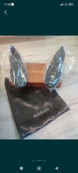 Продам оригинальные туфли Baldinini размер 40-41