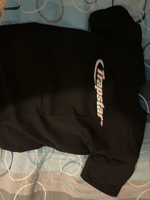 Trapstar екип и тениска