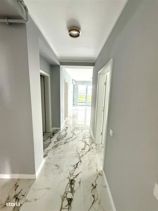 Apartament 3 camere, 75 mp, 2 bai, balcon - Predare la cheie