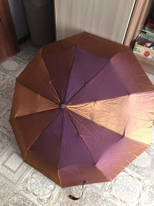 Продам зонт недорого