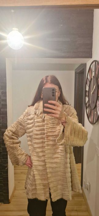 Haina din blana de vizon