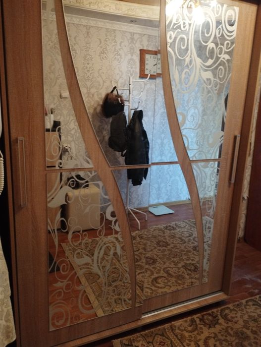 Продам шкаф купе