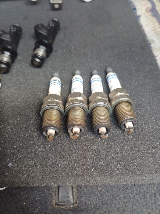 Clapeta acceleratie și injectoare Opel Astra G 1.6 16v
