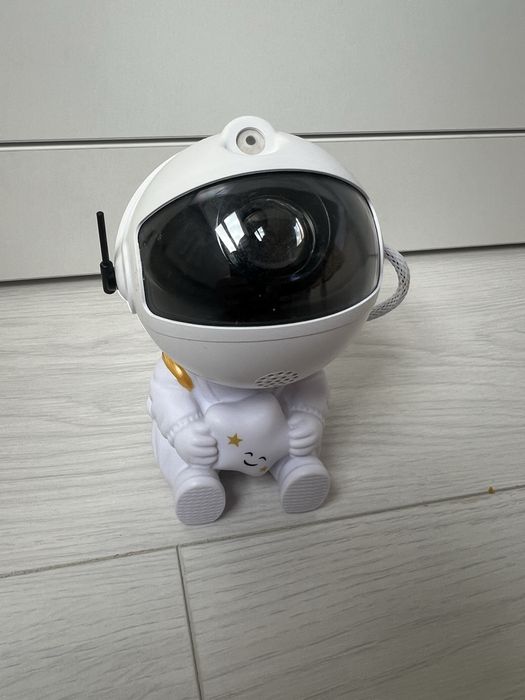 Робот космонавт звездное небо ночник