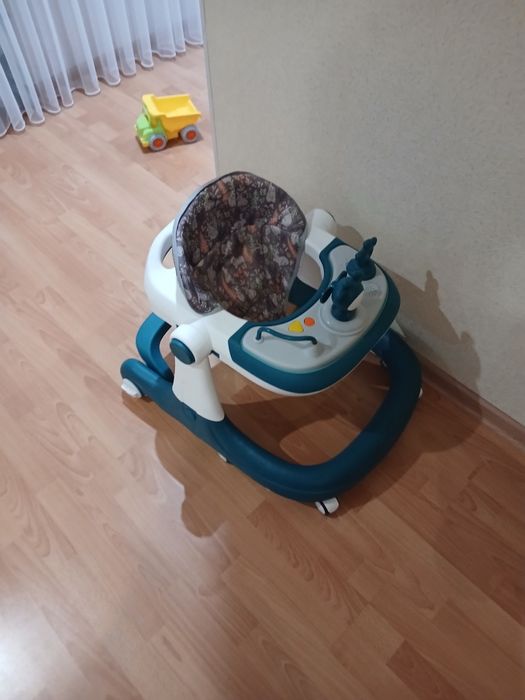 Продам ходунки в отличном состоянии