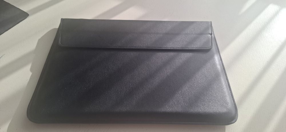 Продам Apple Air