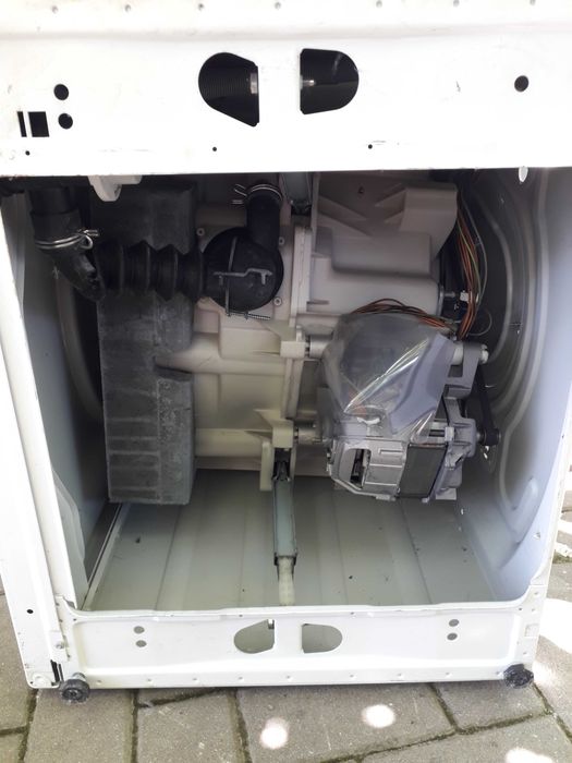 Masina de spalat Bosch Clasixx5 functionala, cu defect ax indoit