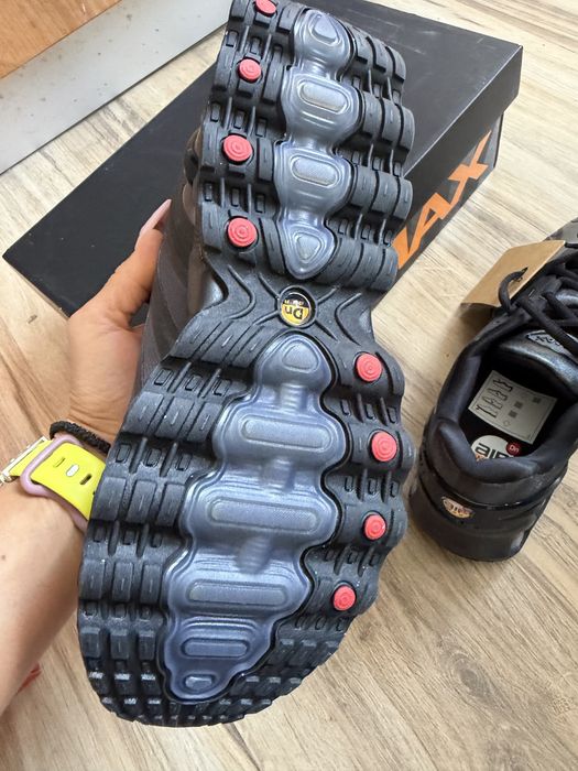 Оригинални нови Маратонки Nike Air Max DN8 ! 39 н