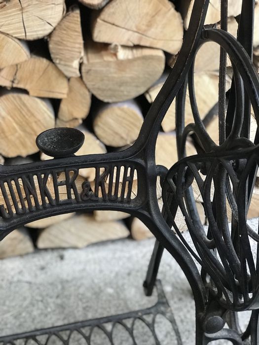 Стара шевна машина