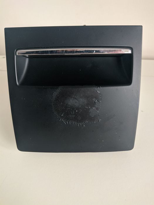 Пепелник Skoda Superb 2