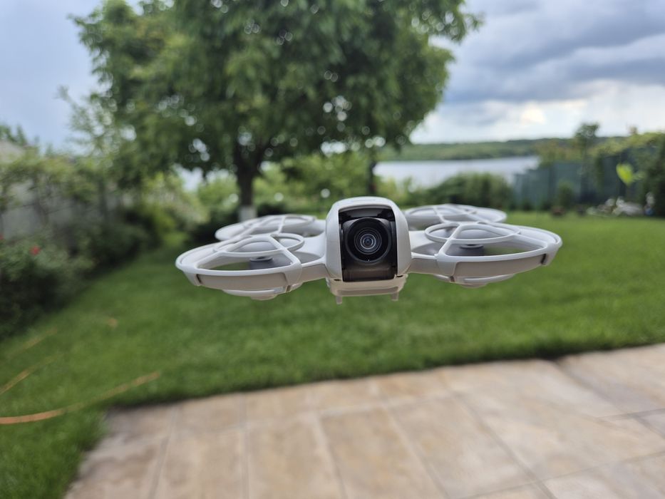 Dronă DJI Neo Fly More Combo (3 baterii + Charging Hub)