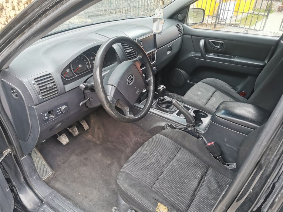 Vând Kia Sorento 2x4 4x4HI 4x4LO
