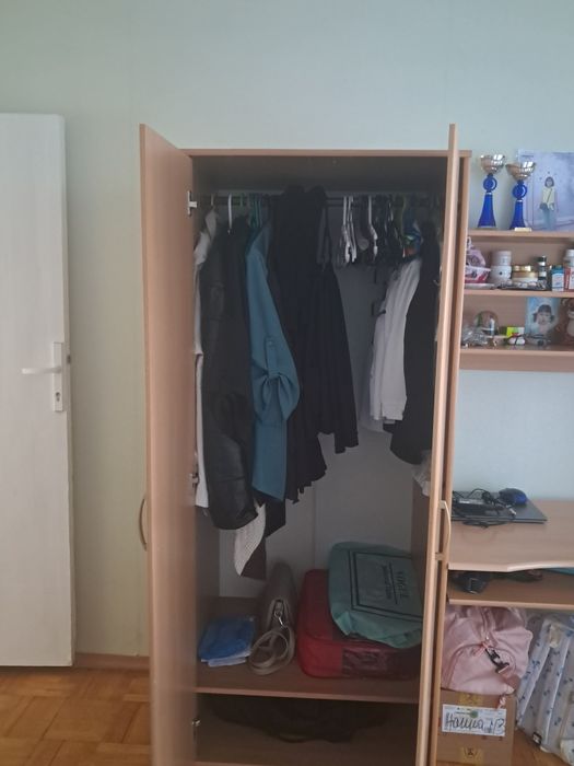 Компьютерный стол в отличном состояний