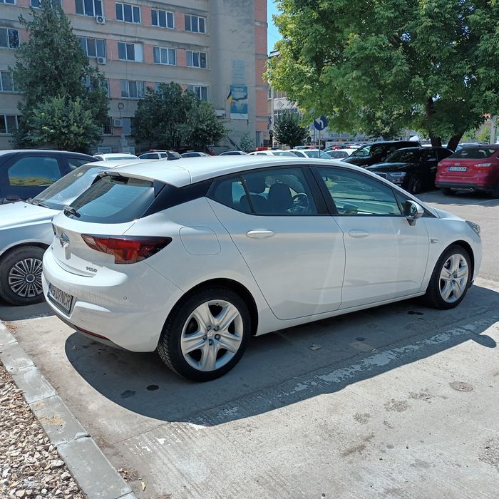 Opel Astra K 1.6