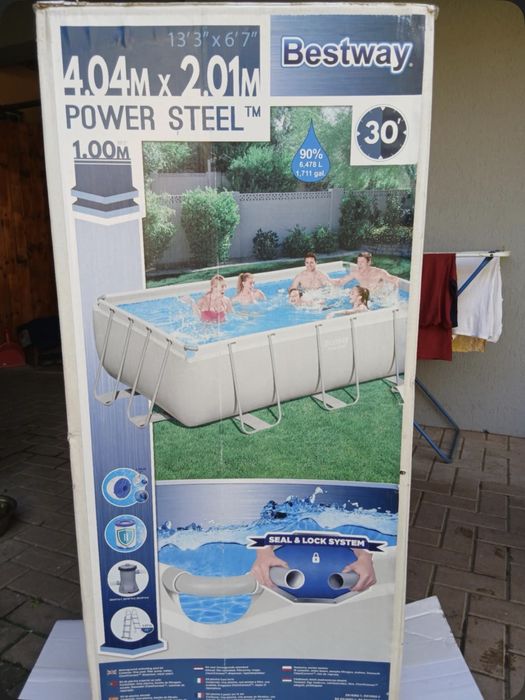 Piscină folosită doar 3 luni, stare impecabilă