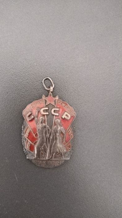 Значки продам писать