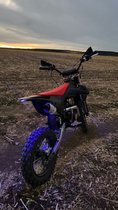 Motocicleta echipament și accesorii