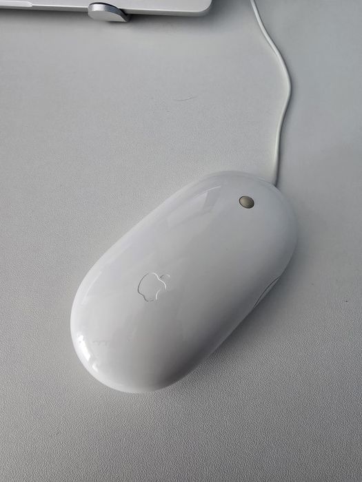 Mouse Apple Mighty Mouse A1152 pe USB