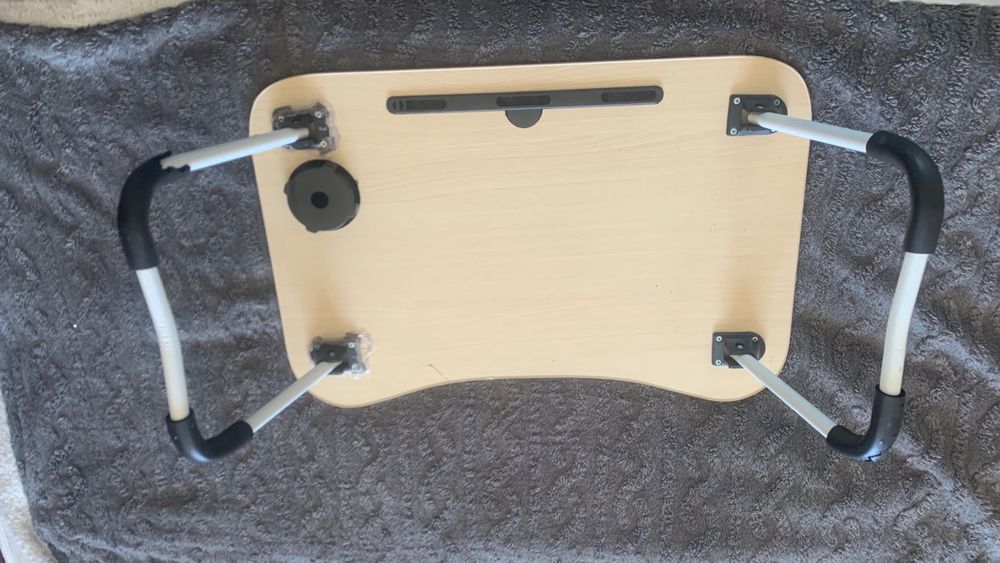 Мини столик для ноутбука