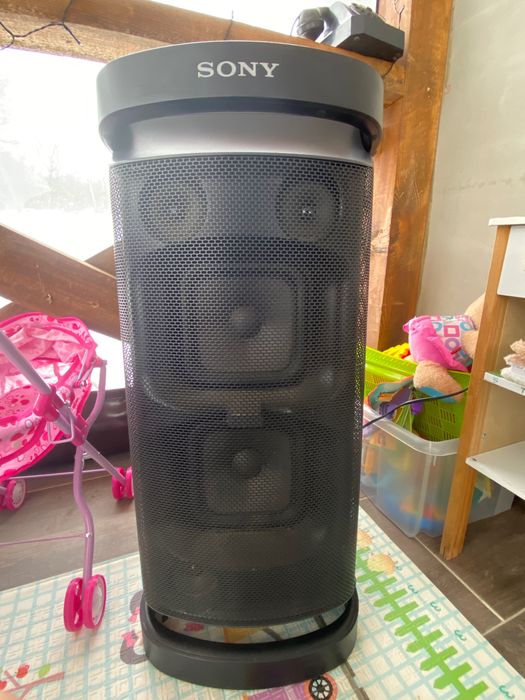 Продавам блутут колона SRS XP700