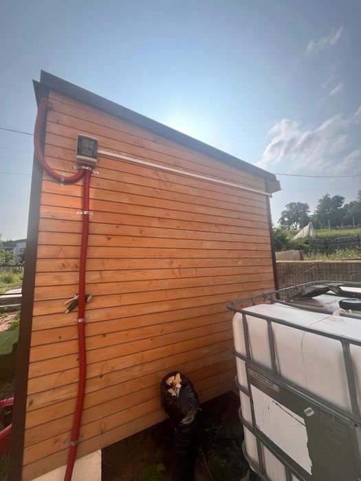 Vand Modular-  Complet echipat frizerie/ salon de înfrumusețare.