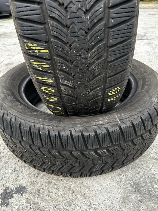 2бр Зимни гуми Sava 215/60R17