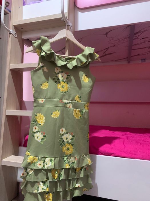 Официални рокли за тийнейджъри