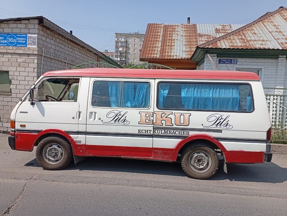 Продам Mazda bongo