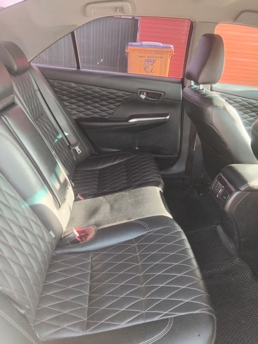 Продам тайота камри 55 европеец 2017г