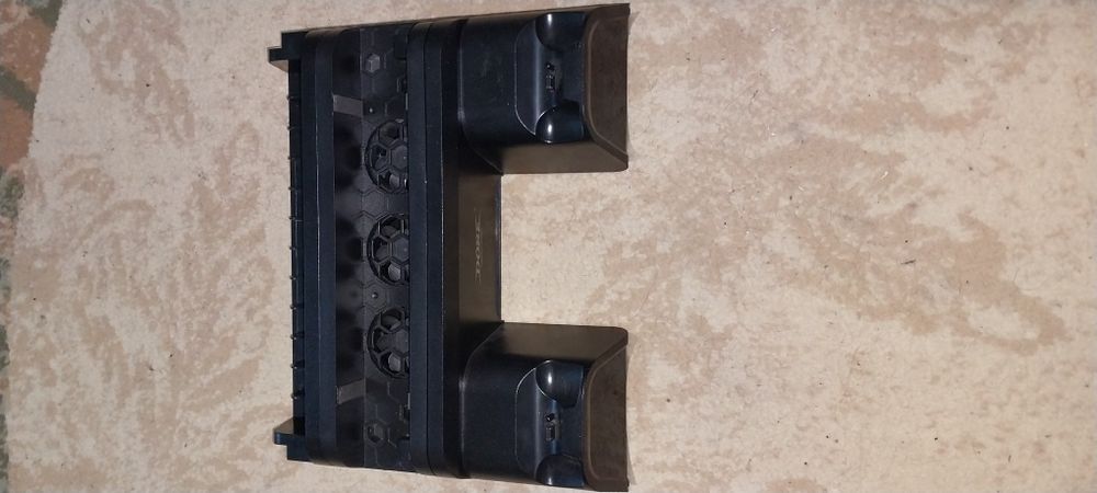 Продам PlayStation 4 Slim