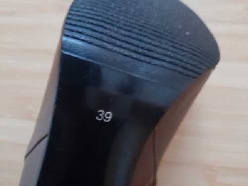 cizme inalte de piele naturala marimea 39